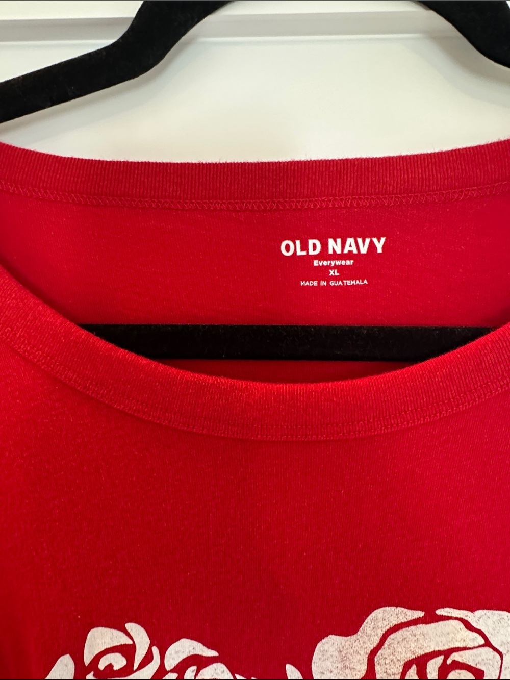 Old Navy Red Short-Sleeve Graphic Crewneck Tee